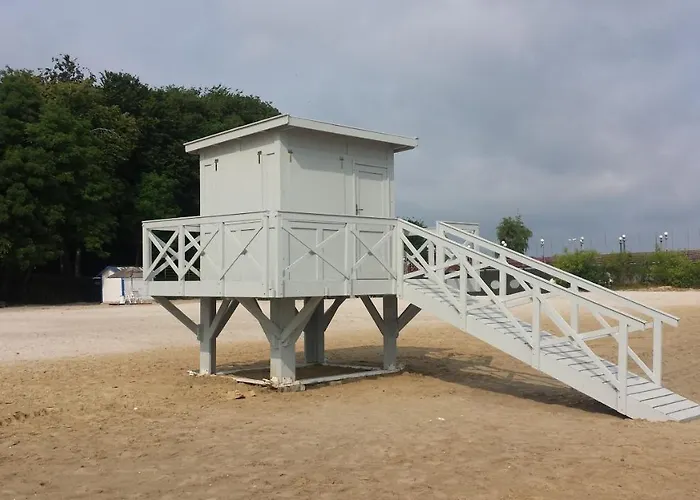 Sea Zone Climatic Apartament By The Bay Apartament